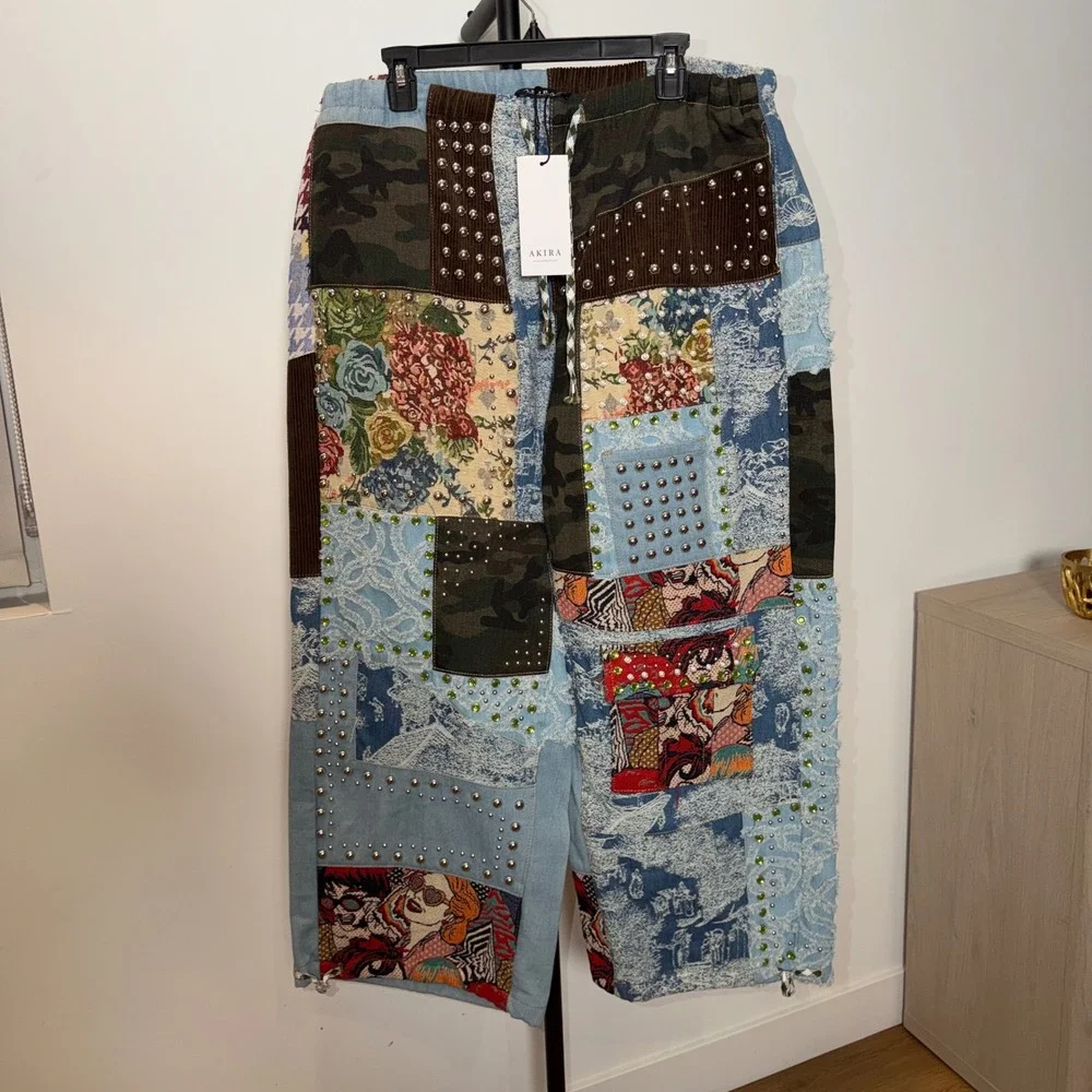 Akira Mixed Media Patchwork Studded Wide Leg Cargo Pants Multicolor NWT M - Picture 4 of 10